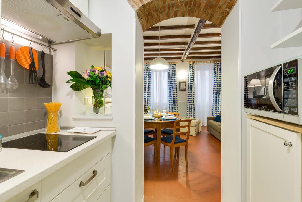 Rome As You Feel - Piazza Dei Satiri Apartments מראה חיצוני תמונה