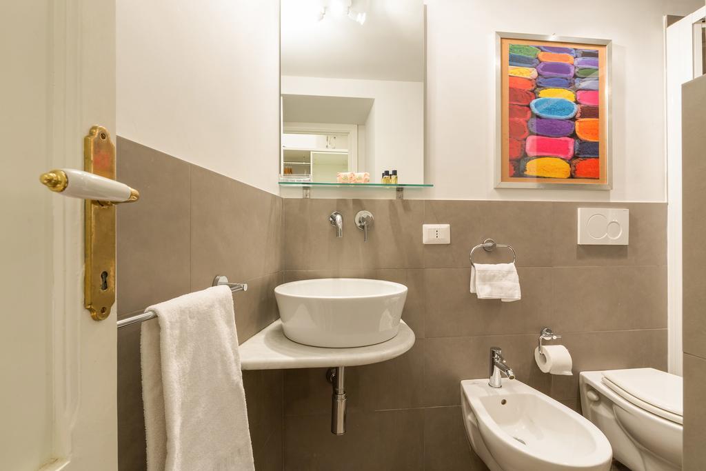 Rome As You Feel - Piazza Dei Satiri Apartments מראה חיצוני תמונה